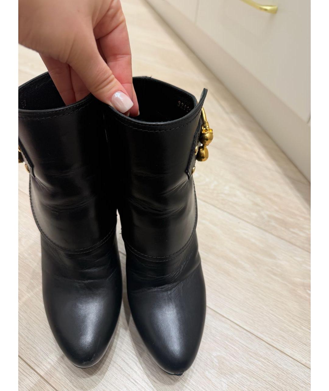 MCQ ALEXANDER MCQUEEN Черные кожаные ботильоны, фото 2