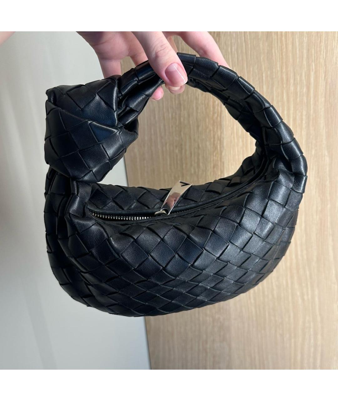 BOTTEGA VENETA Черная кожаная сумка с короткими ручками, фото 3