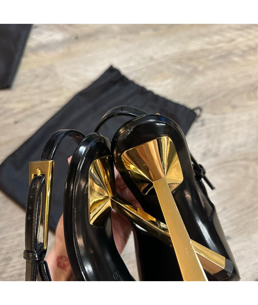 SAINT LAURENT Черные туфли из лакированной кожи, фото 5