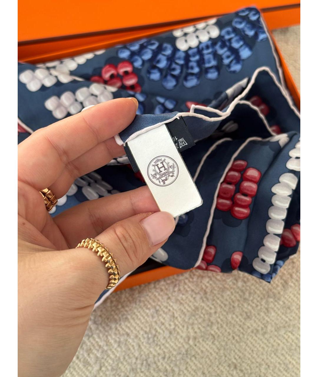 HERMES Темно-синий шелковый платок, фото 5