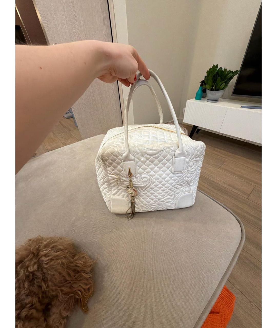 VERSACE Белая кожаная сумка с короткими ручками, фото 5