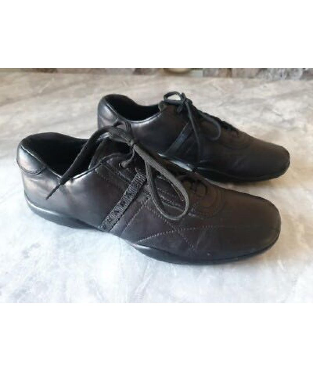 PRADA Черные кожаные низкие кроссовки / кеды, фото 2