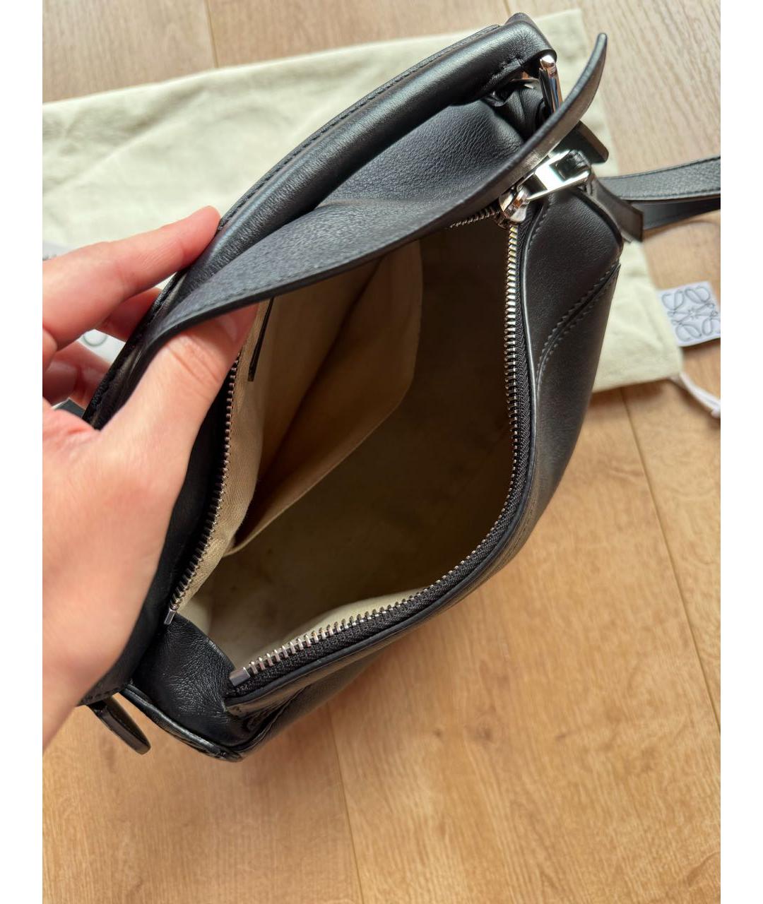 LOEWE Черная кожаная сумка через плечо, фото 4
