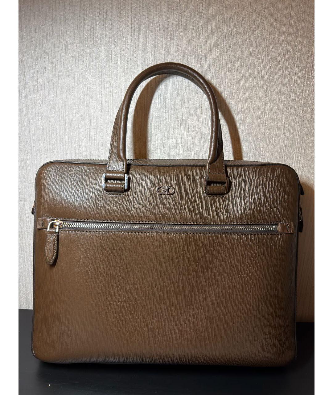 FERRAGAMO Коричневый кожаный портфель, фото 8
