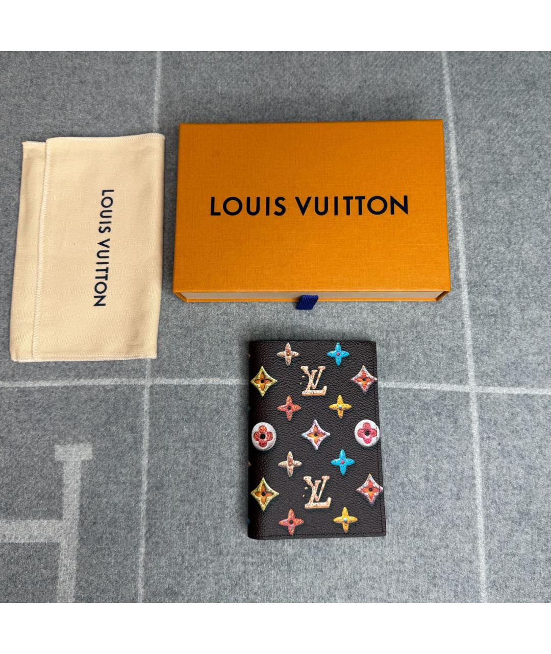 LOUIS VUITTON Коричневая визитница, фото 2