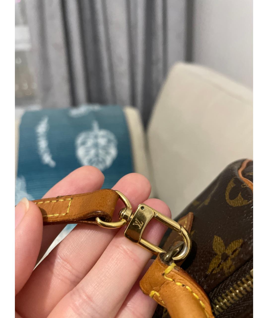 LOUIS VUITTON Коричневая сумка через плечо, фото 6