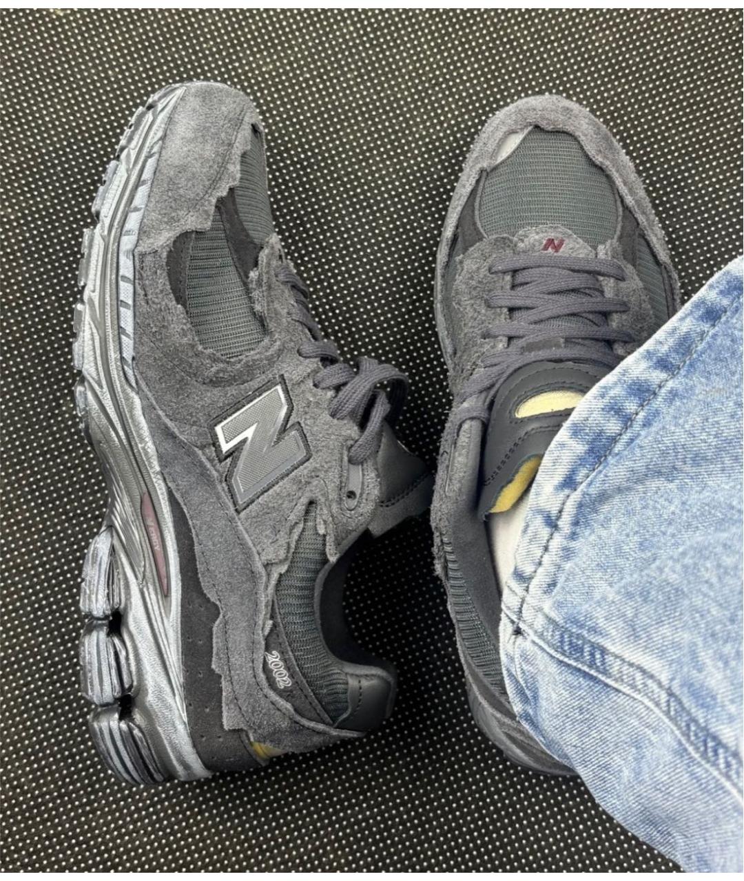 NEW BALANCE Антрацитовые замшевые низкие кроссовки / кеды, фото 3