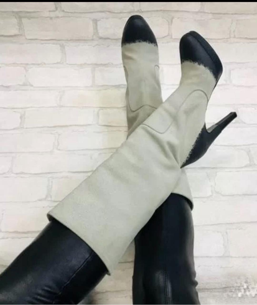 CHANEL Серые замшевые сапоги, фото 6