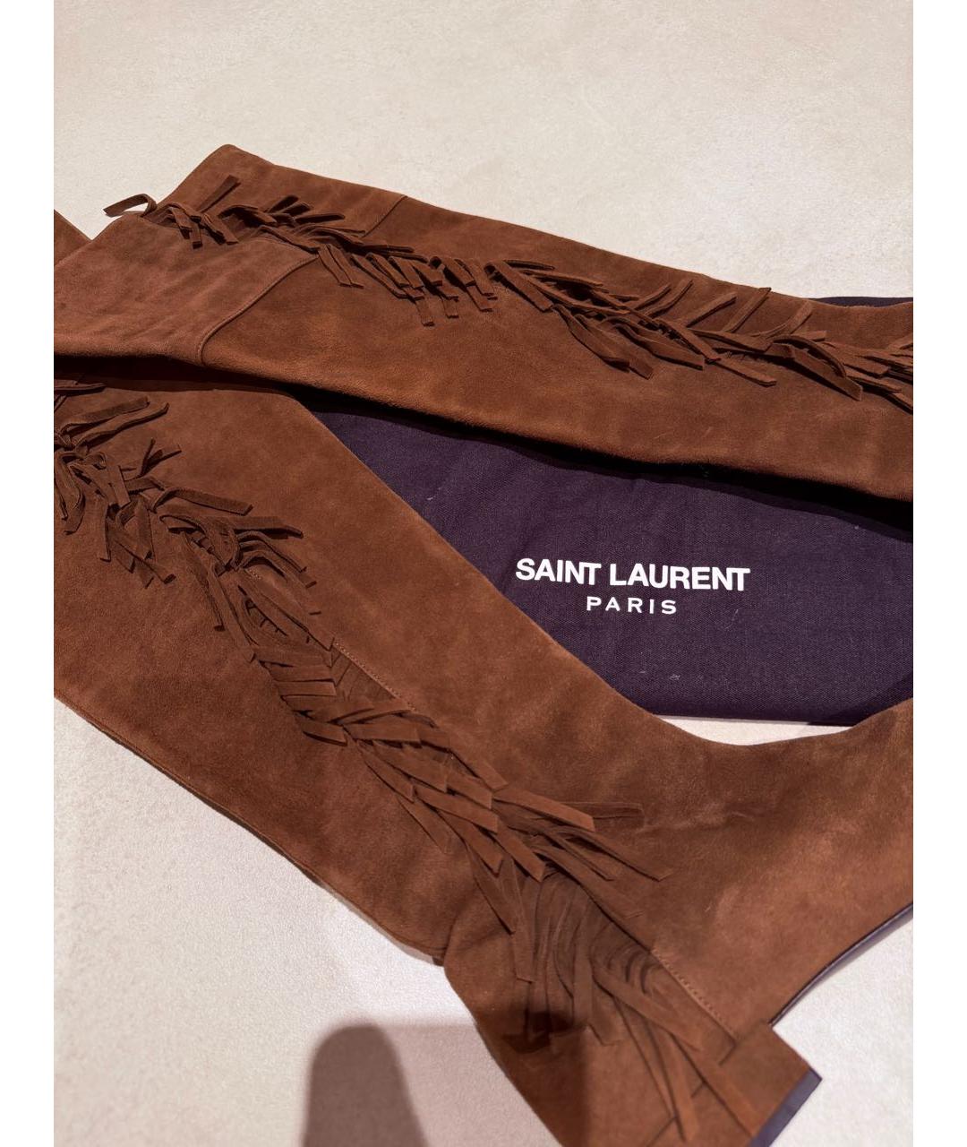 SAINT LAURENT Коричневые замшевые ботфорты, фото 8