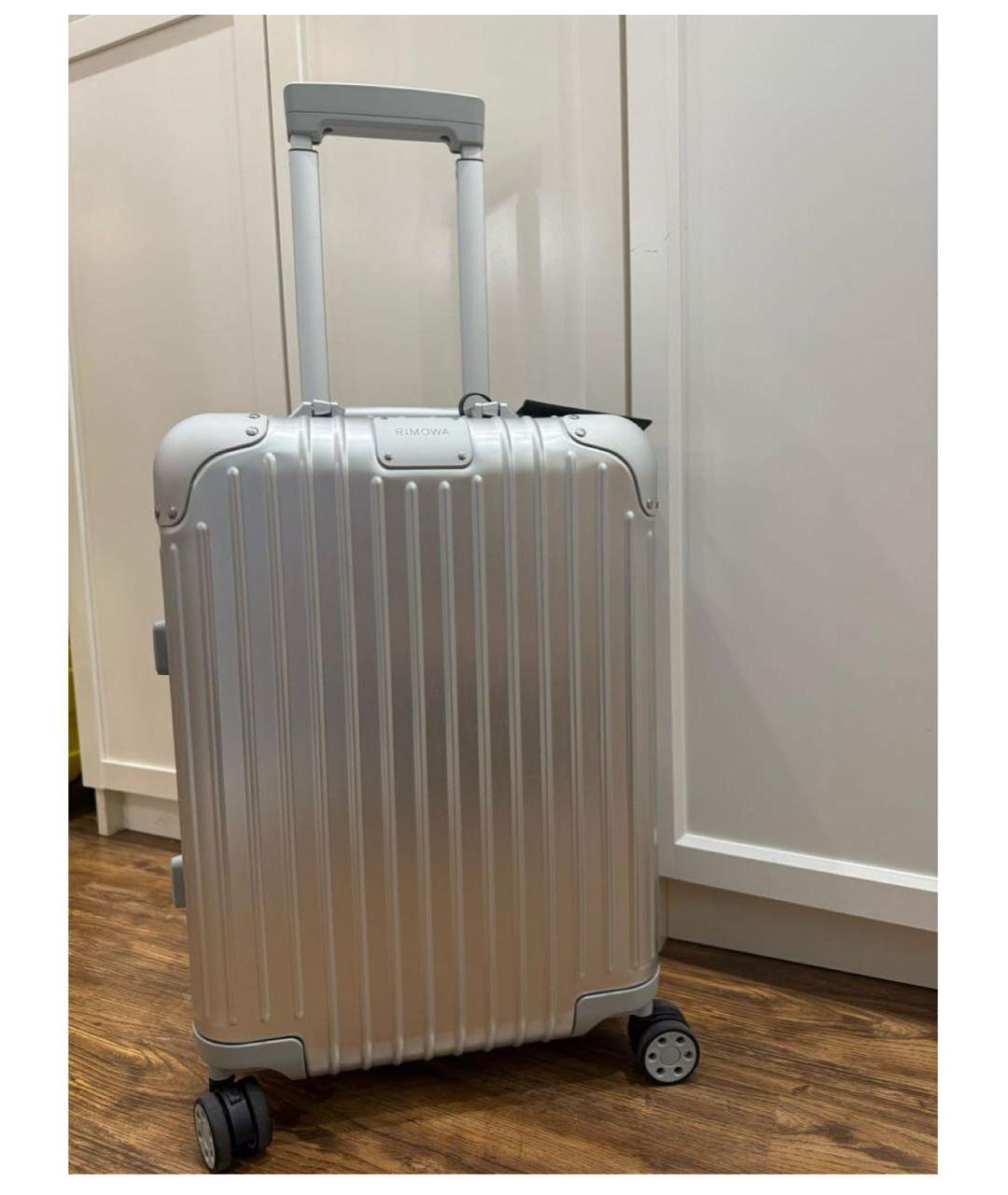 Rimowa Серебрянный чемодан, фото 2