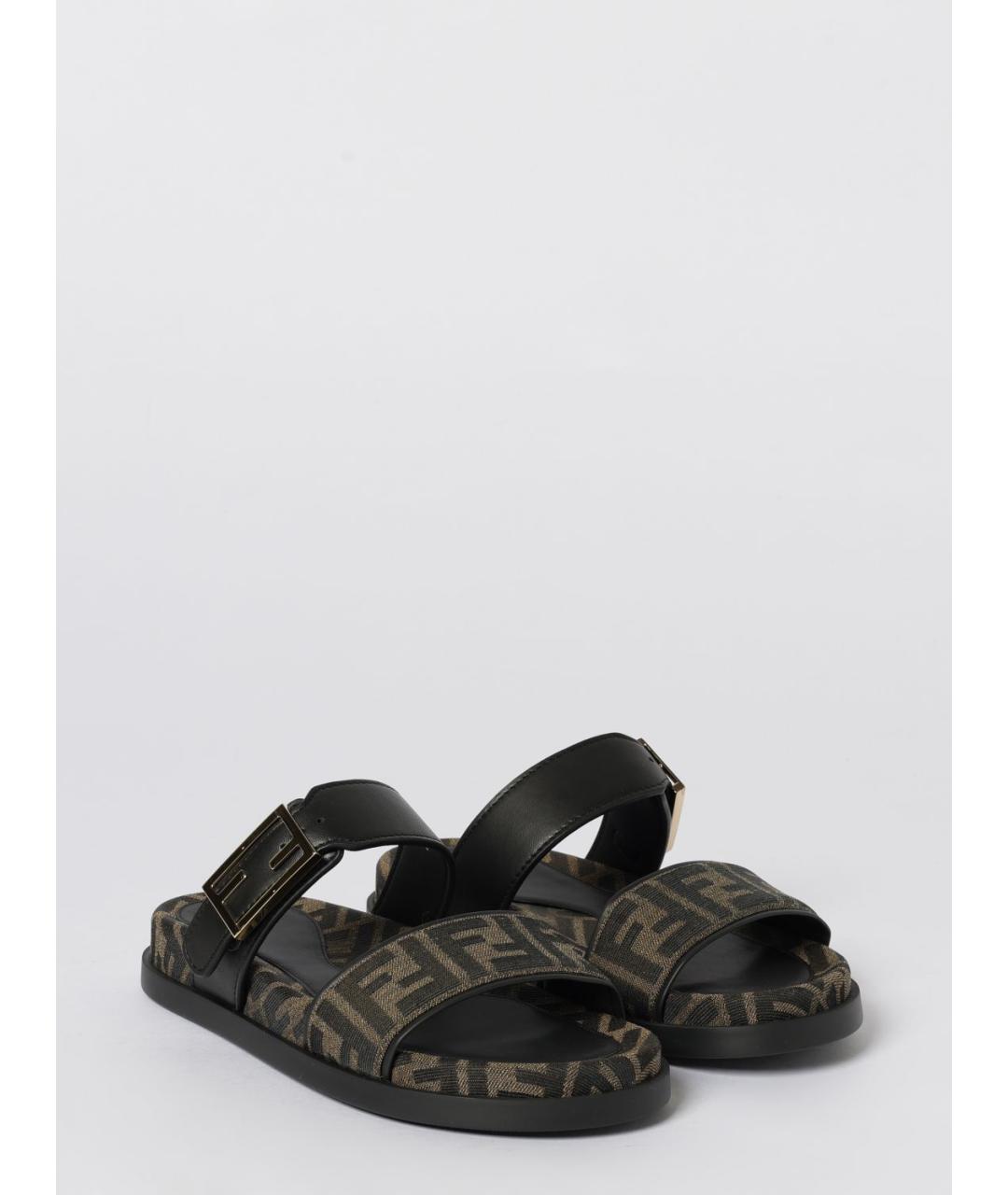 FENDI Коричневые текстильные сандалии, фото 2