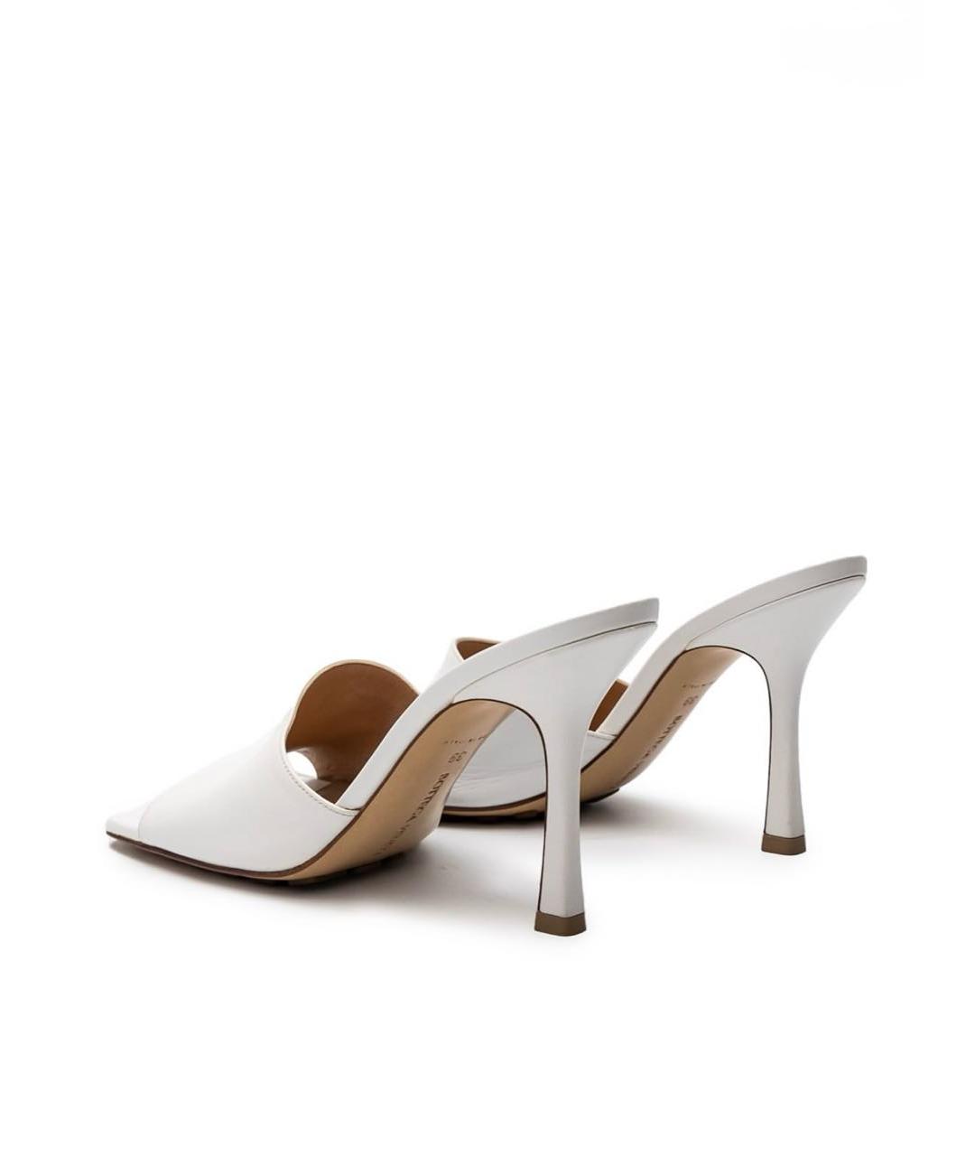 BOTTEGA VENETA Белые кожаные мюли, фото 4