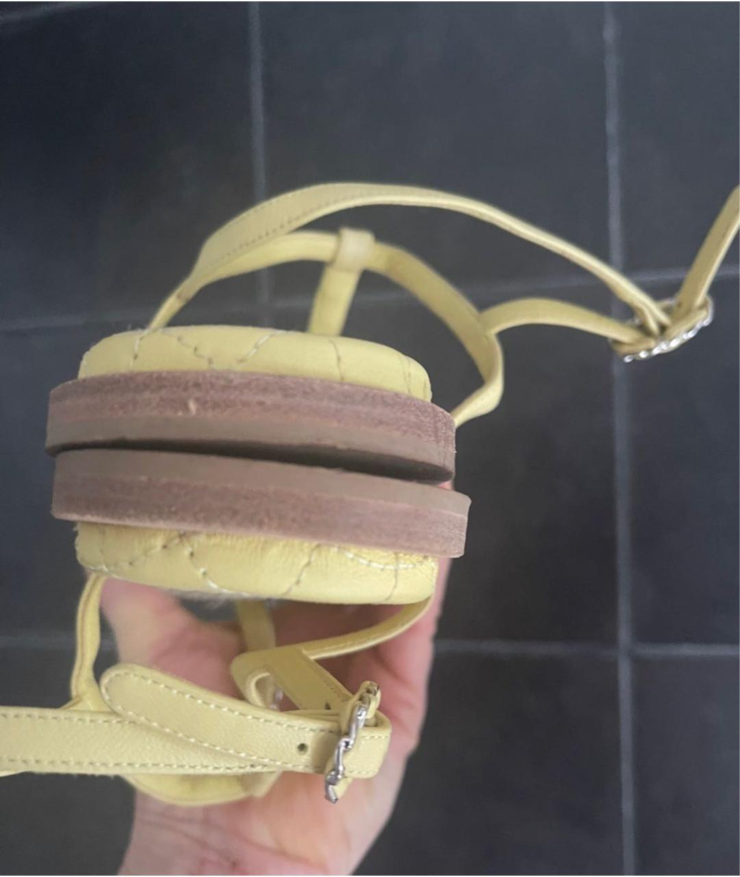 CHANEL Желтые кожаные сандалии, фото 4