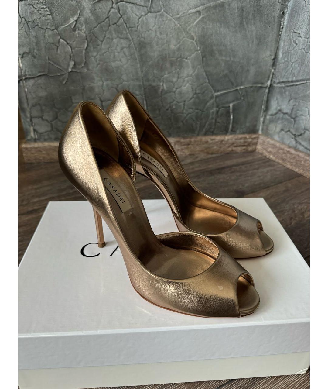 CASADEI Золотые кожаные босоножки, фото 2