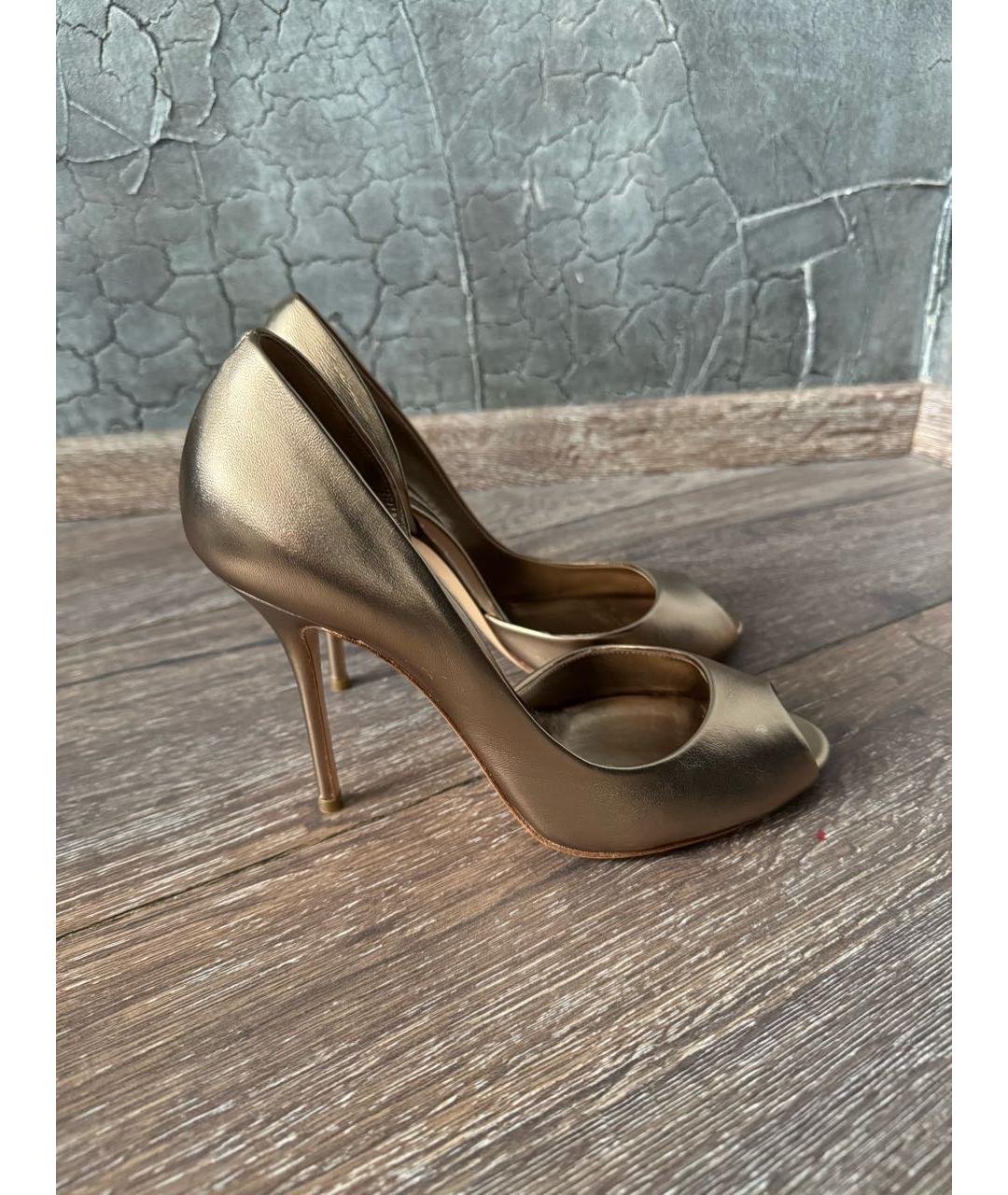 CASADEI Золотые кожаные босоножки, фото 7