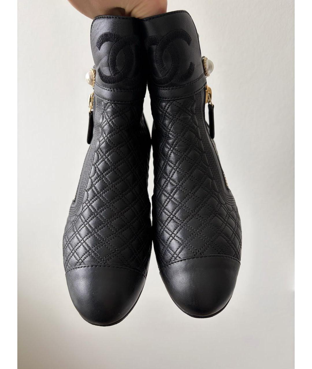 CHANEL Черные кожаные ботинки, фото 2