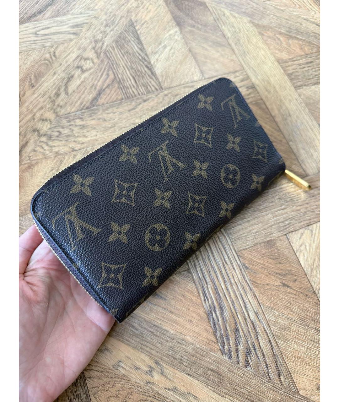 LOUIS VUITTON Коричневый кошелек, фото 2