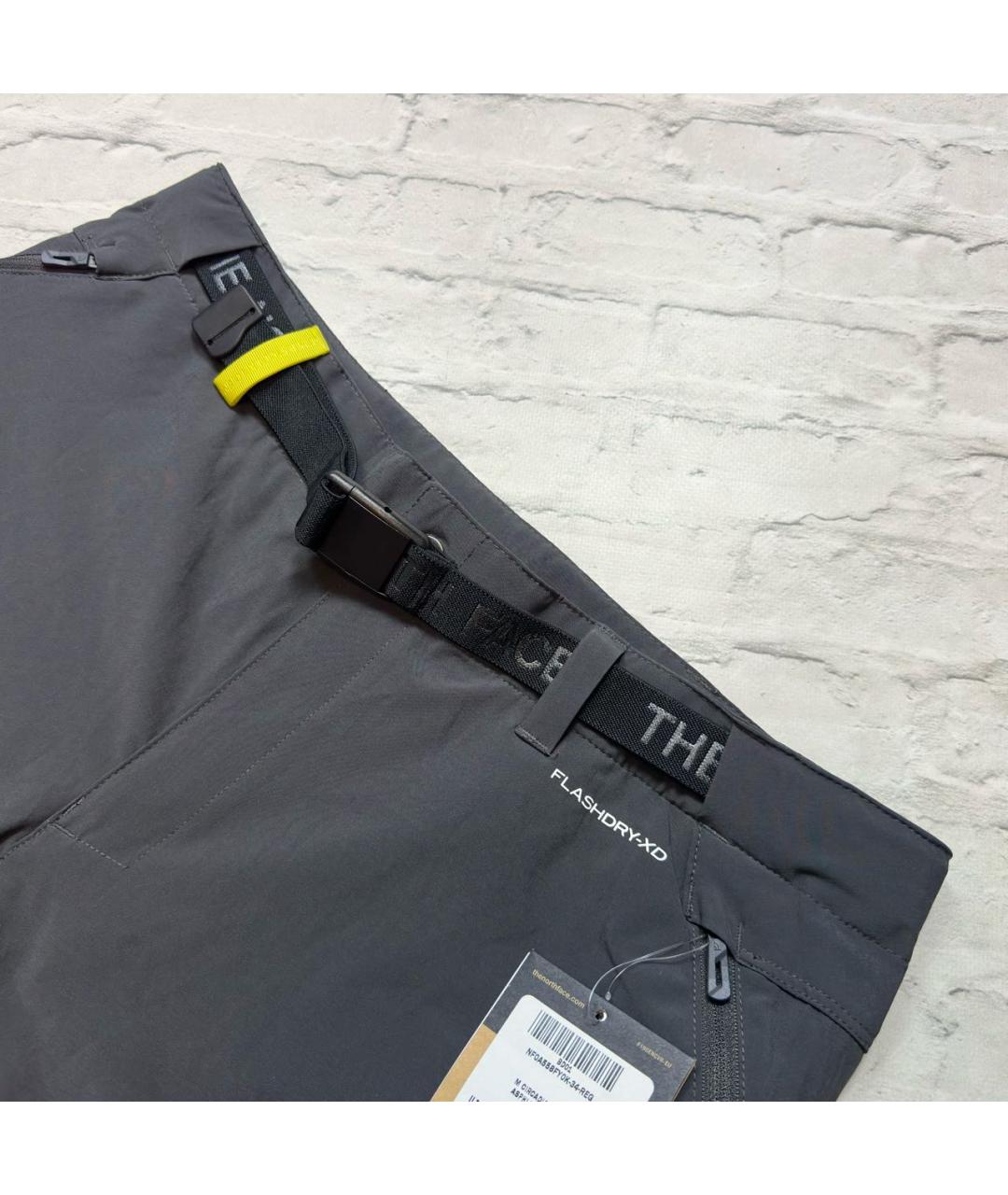 THE NORTH FACE Серые синтетические шорты, фото 2