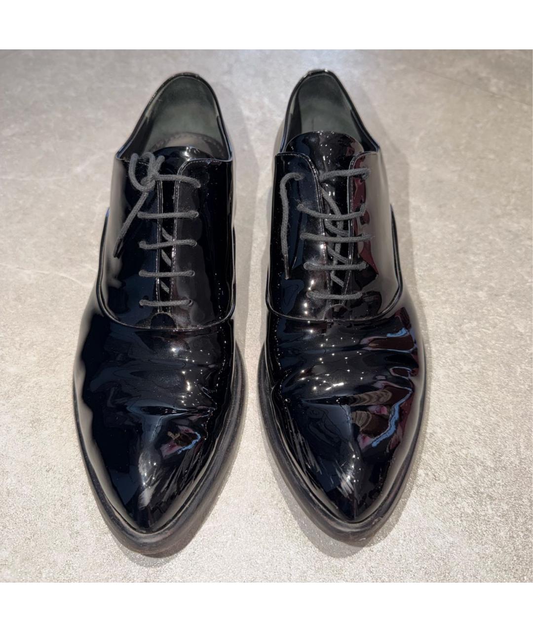 LOUIS VUITTON Черные брогги и оксфорды из лакированной кожи, фото 2
