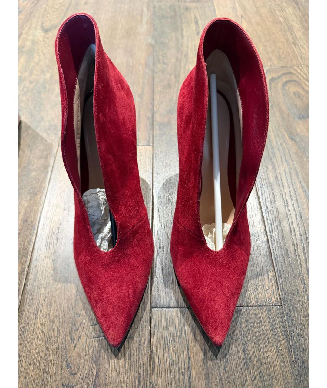 GIANVITO ROSSI Бордовые замшевые ботильоны, фото 2