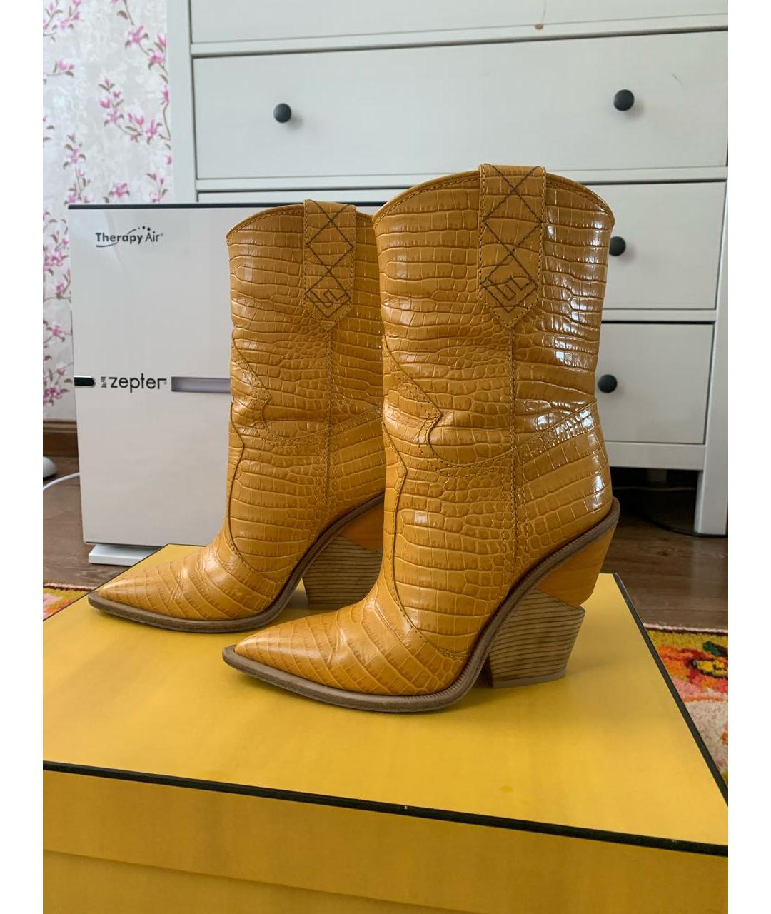 FENDI Желтые кожаные сапоги, фото 7