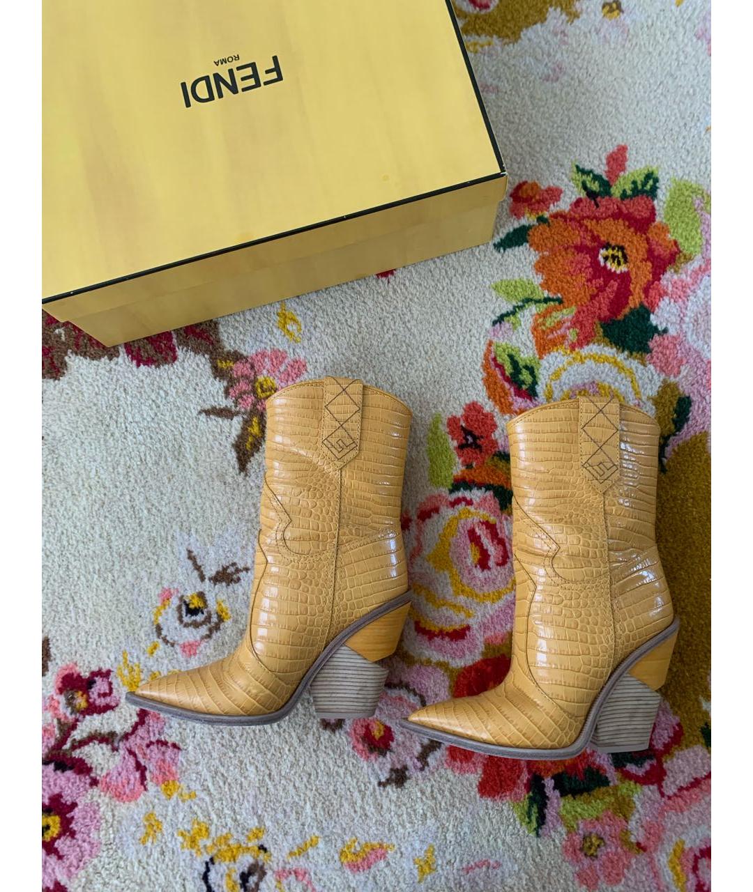 FENDI Желтые кожаные сапоги, фото 2