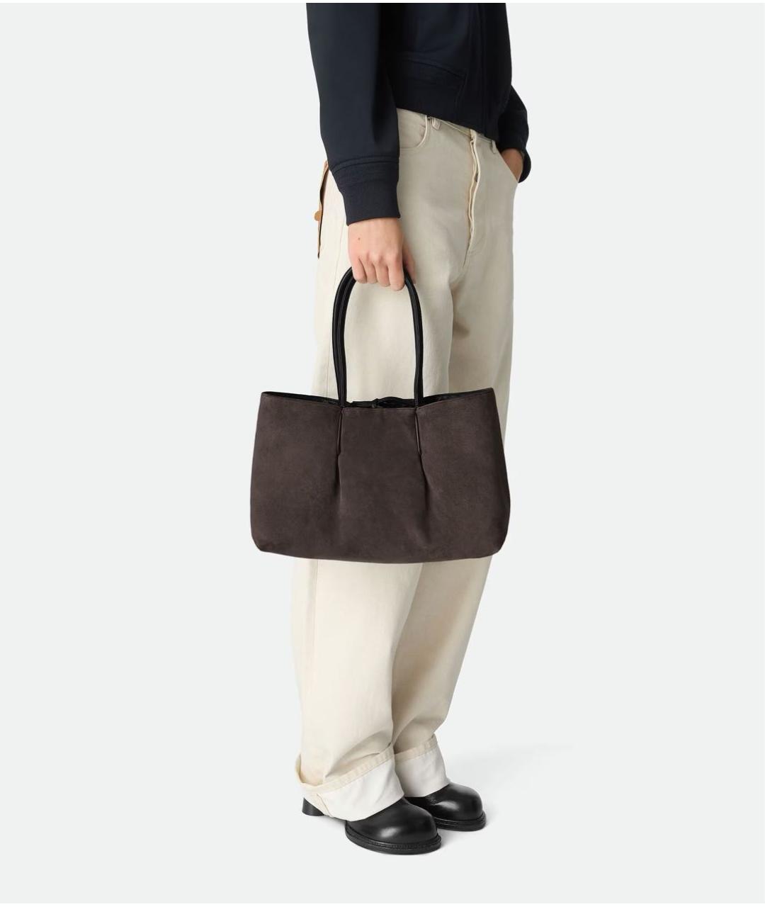 BOTTEGA VENETA Черная кожаная сумка тоут, фото 5