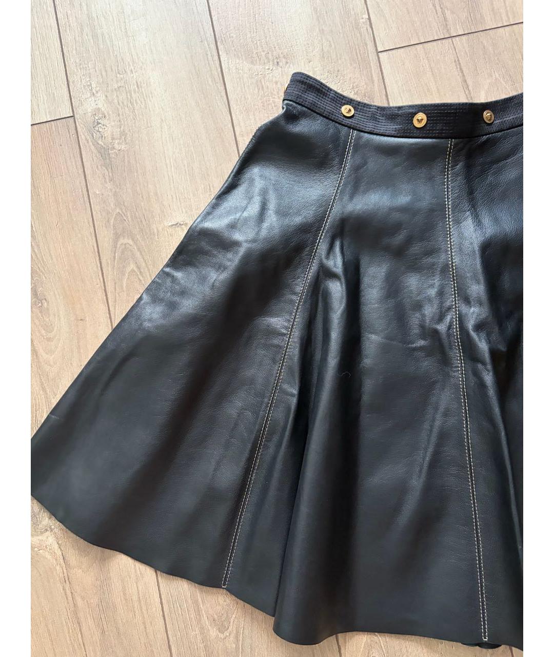 VERSACE Черная кожаная юбка миди, фото 2