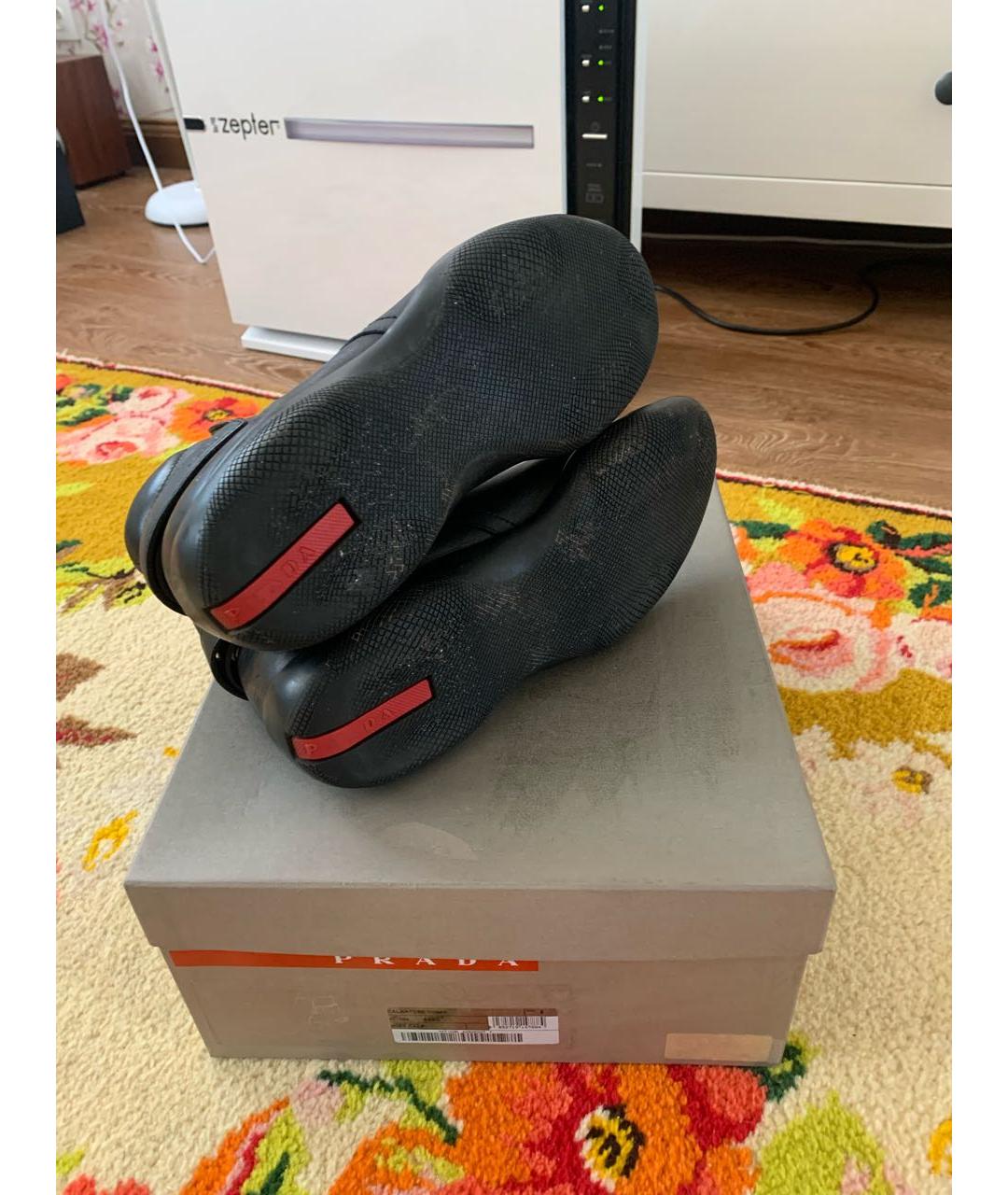 PRADA Черные кожаные низкие ботинки, фото 4