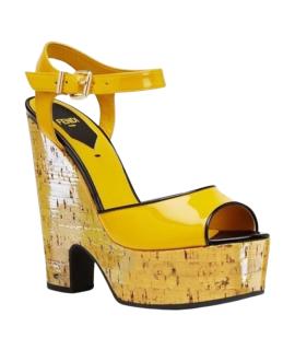 FENDI Босоножки