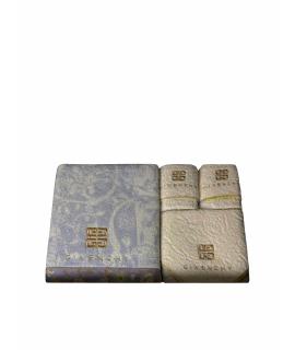 GIVENCHY Полотенце
