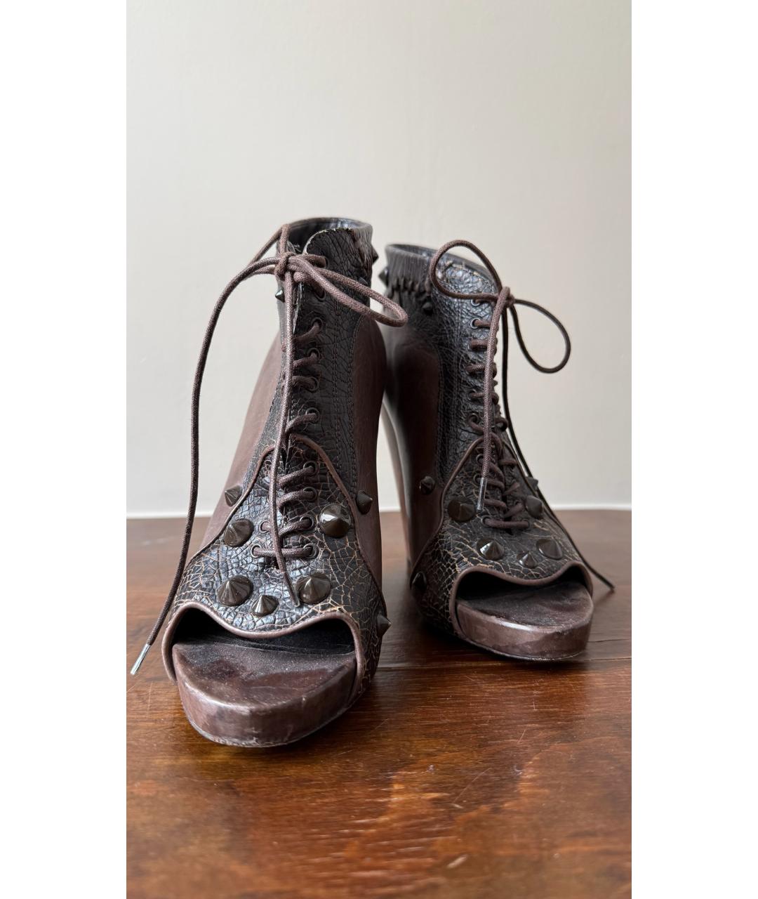 GIVENCHY Коричневые кожаные полусапоги, фото 2