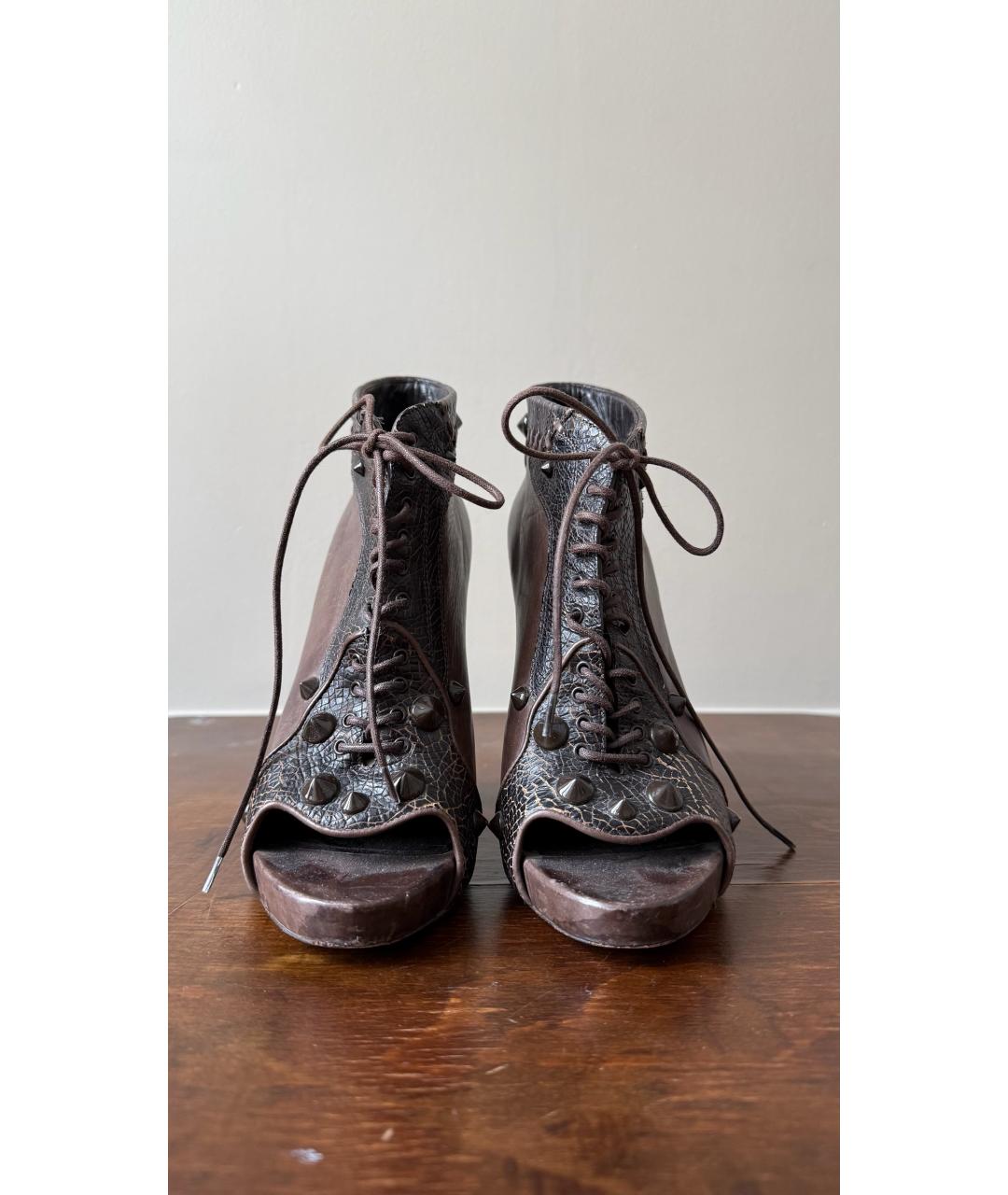 GIVENCHY Коричневые кожаные полусапоги, фото 3