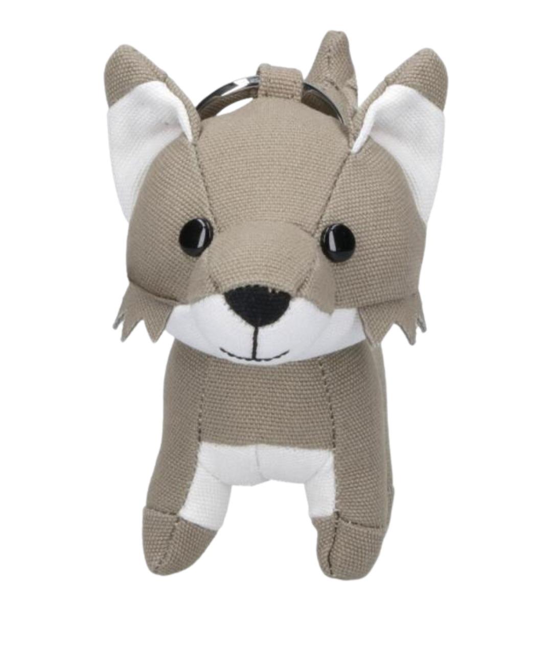 MAISON KITSUNE Серый брелок, фото 1