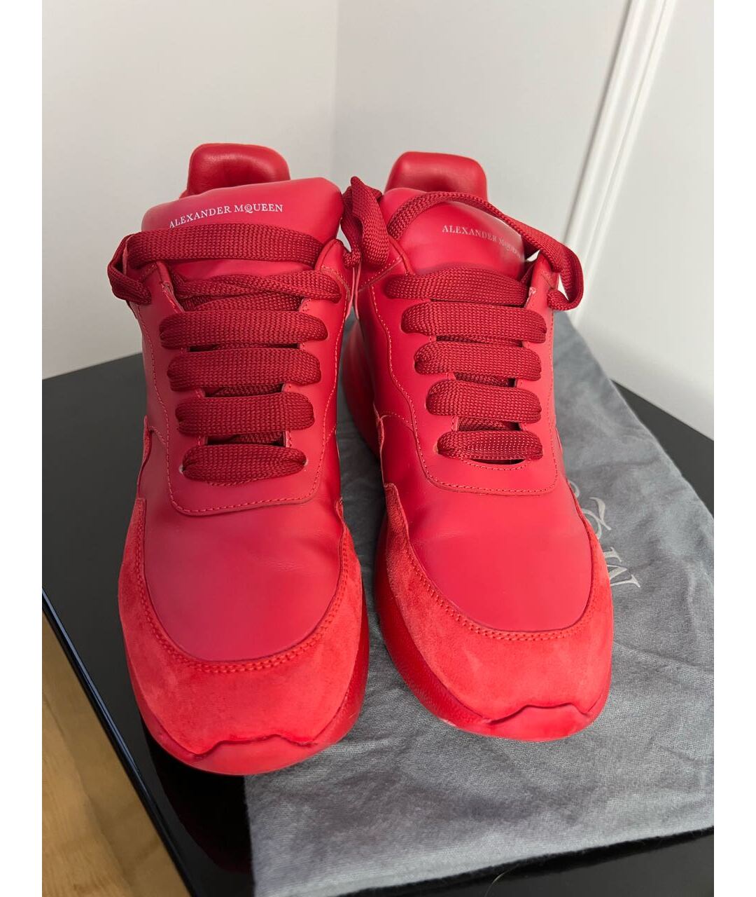 ALEXANDER MCQUEEN Красные кожаные кроссовки, фото 2