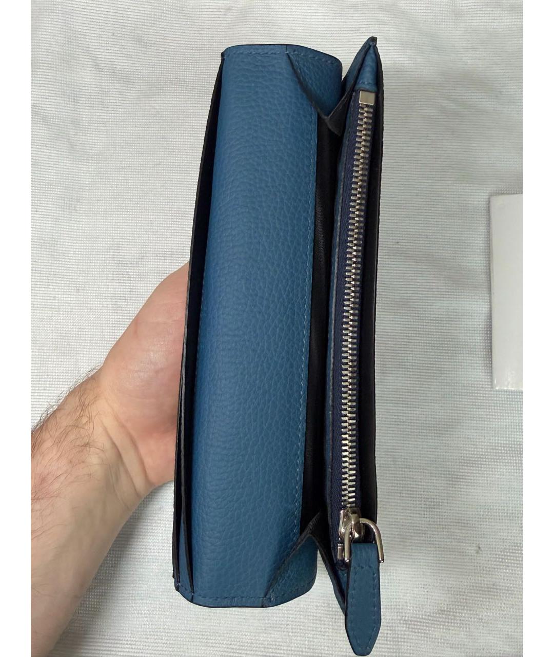 FERRAGAMO Синий кожаный кошелек, фото 4