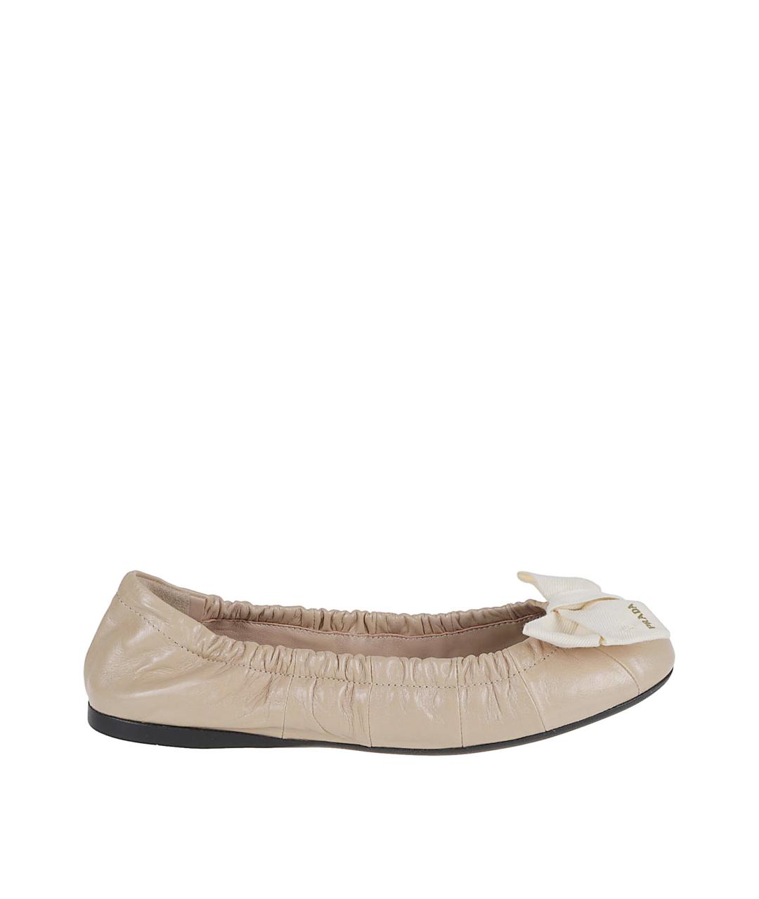 PRADA Бежевые кожаные балетки, фото 1