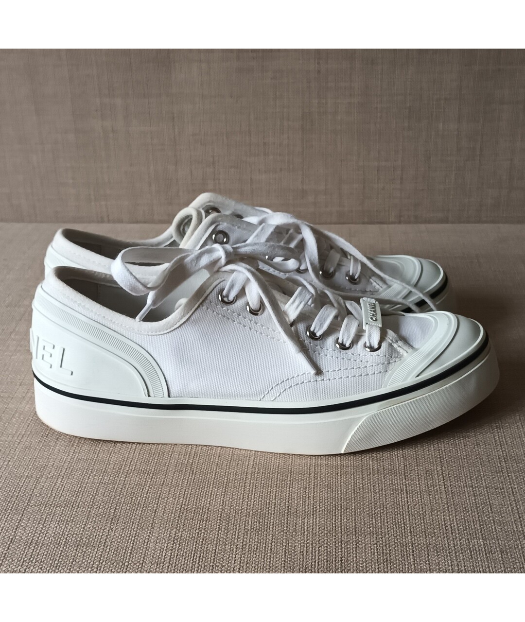 CHANEL PRE-OWNED Белые текстильные кроссовки, фото 7