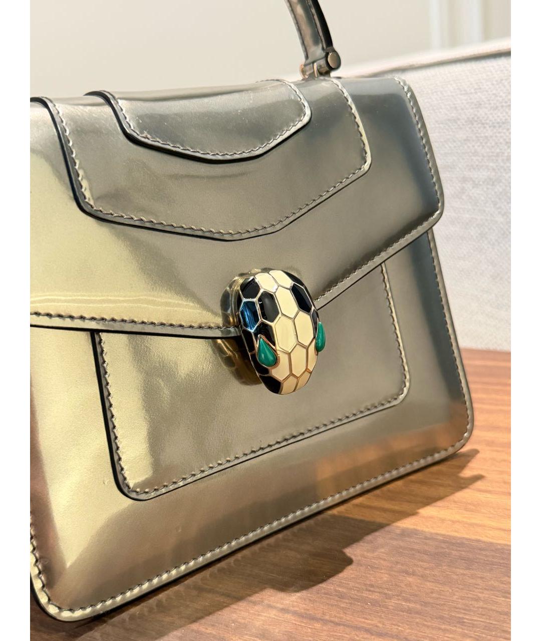 BVLGARI Серебряная сумка с короткими ручками из лакированной кожи, фото 7