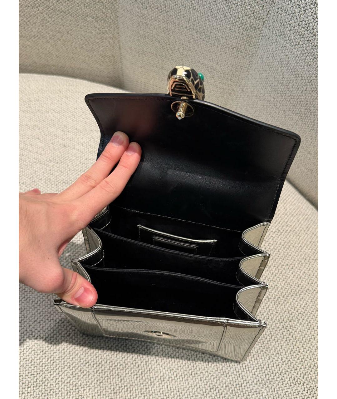 BVLGARI Серебряная сумка с короткими ручками из лакированной кожи, фото 4