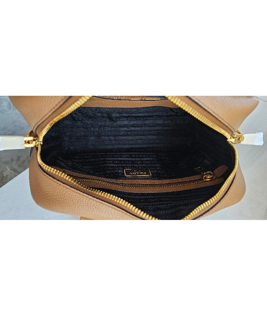 PRADA Коричневая кожаная сумка с короткими ручками, фото 4