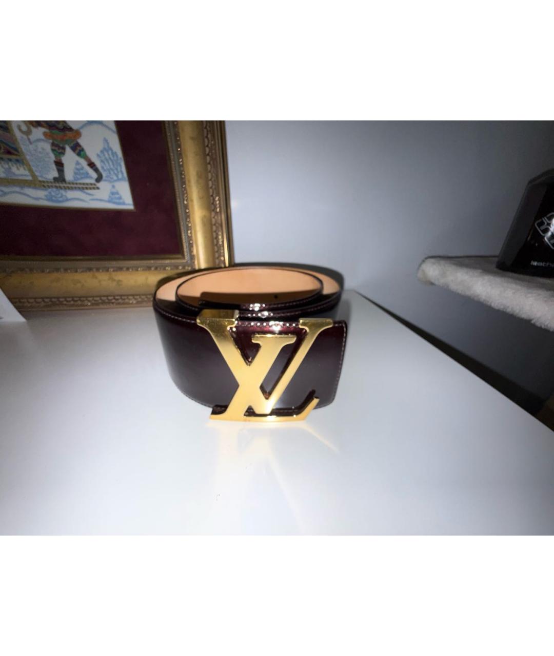 LOUIS VUITTON Бордовый ремень из лакированной кожи, фото 6