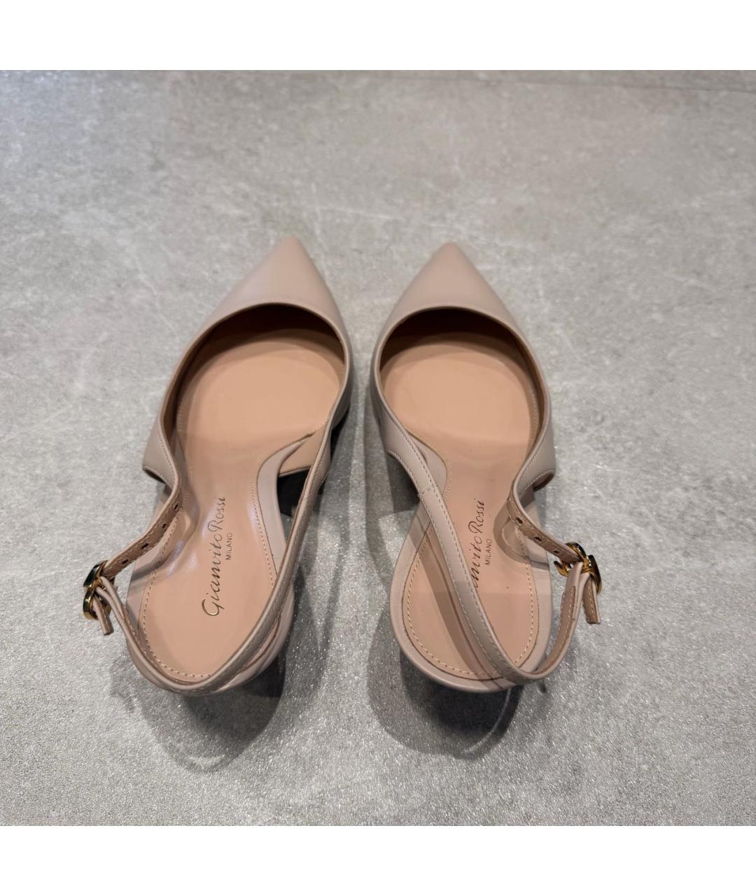 GIANVITO ROSSI Бежевые кожаные лодочки на низком каблуке, фото 3