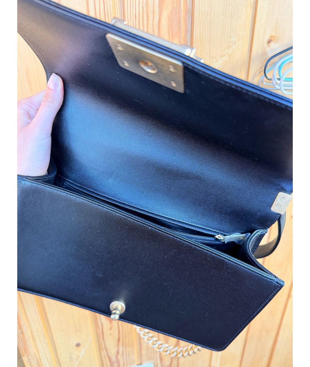 CHANEL Черная кожаная сумка через плечо, фото 7