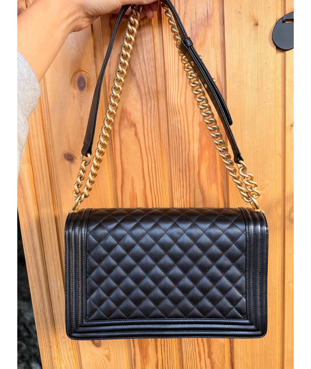 CHANEL Черная кожаная сумка через плечо, фото 3