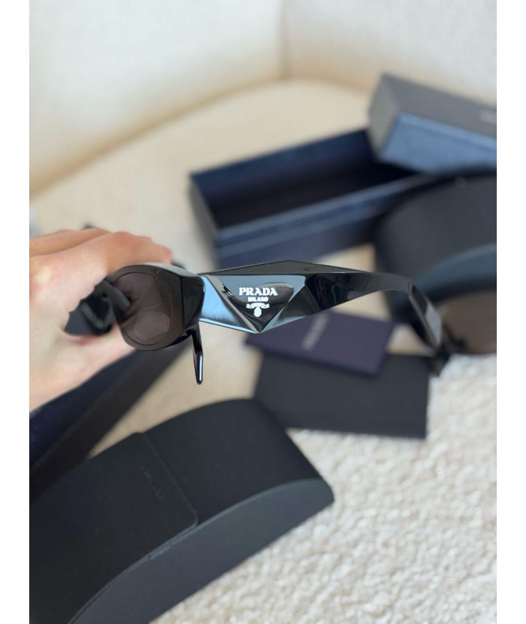 PRADA Черные пластиковые солнцезащитные очки, фото 7