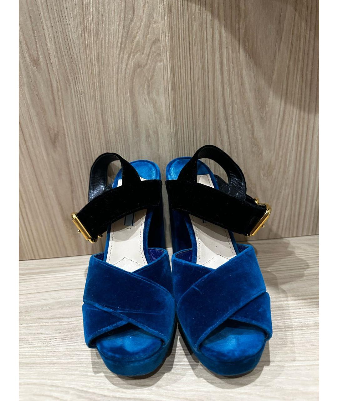 PRADA Синие бархатные босоножки, фото 2