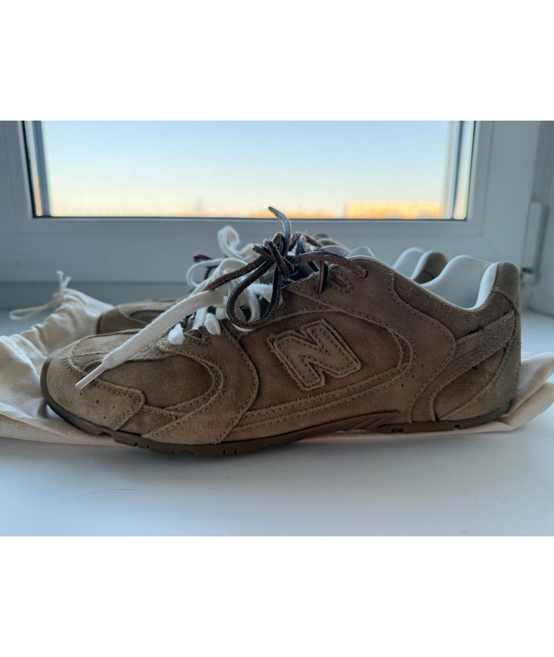 MIU MIU Бежевые замшевые кроссовки, фото 5