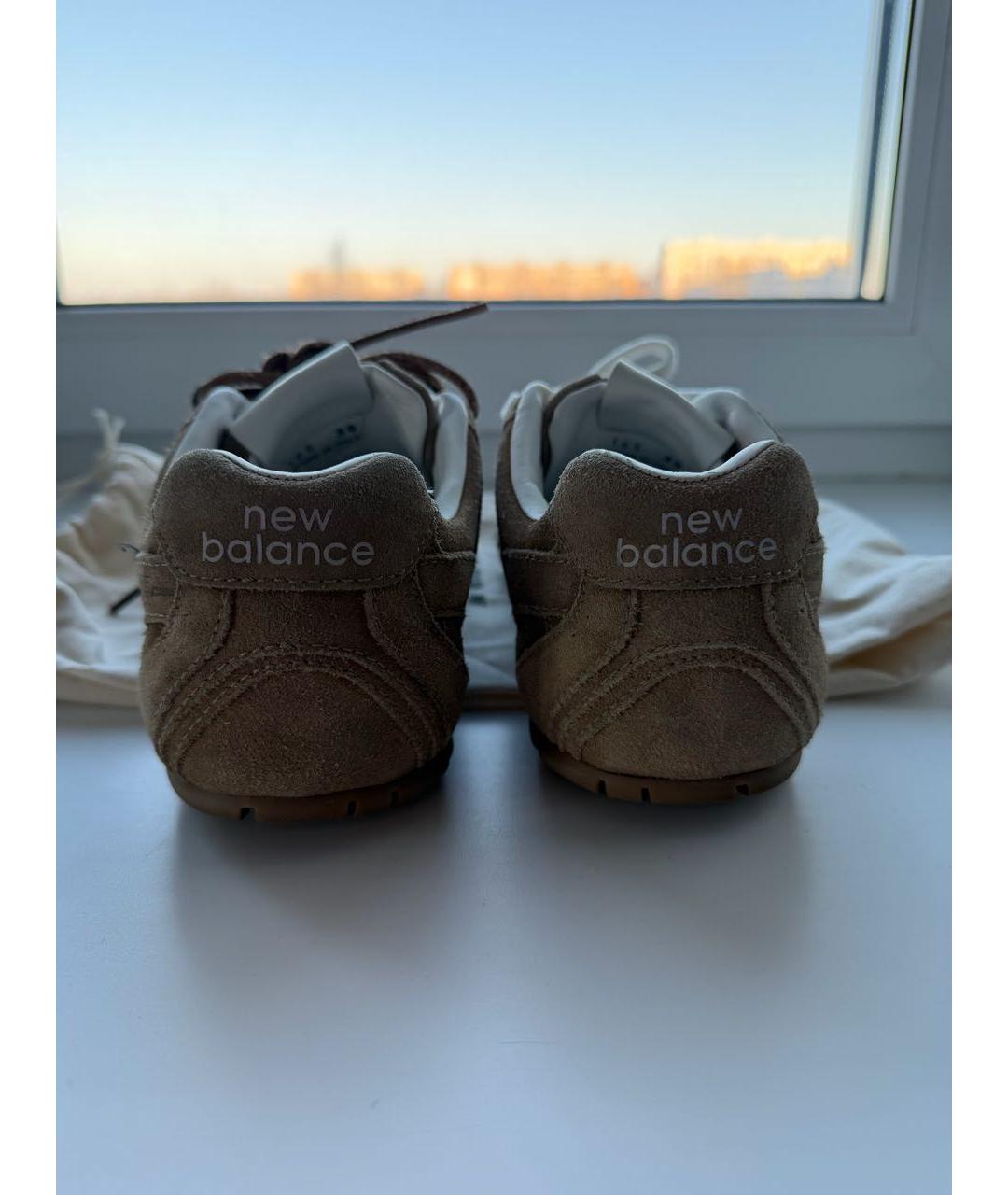 MIU MIU Бежевые замшевые кроссовки, фото 4