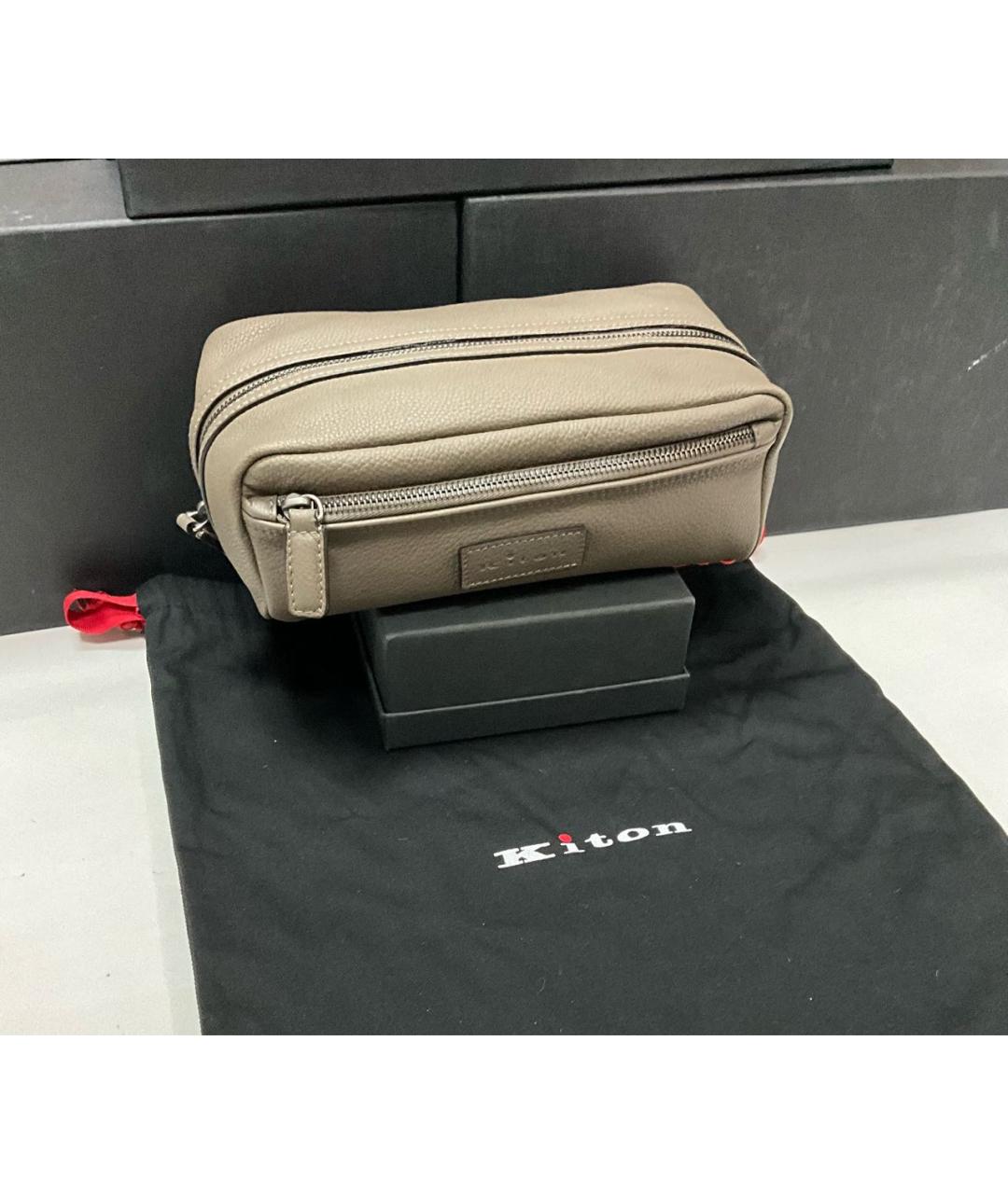 KITON Бежевая кожаная барсетка, фото 2